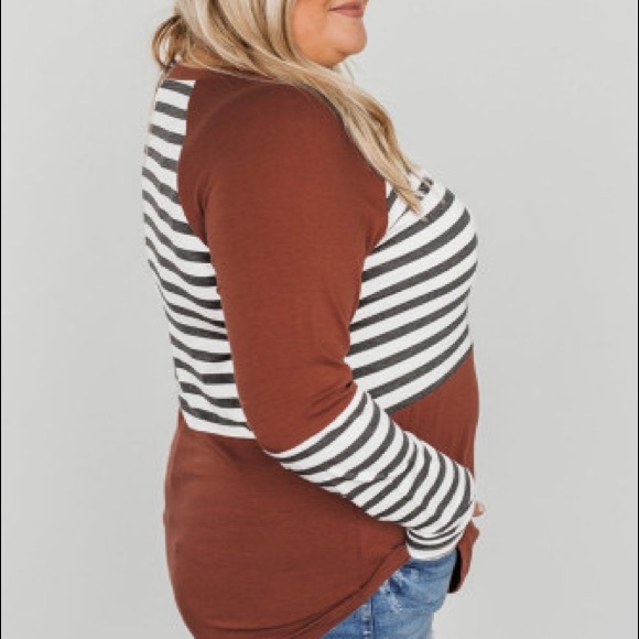 NWOT Striped Shirt - Picture 3 of 4